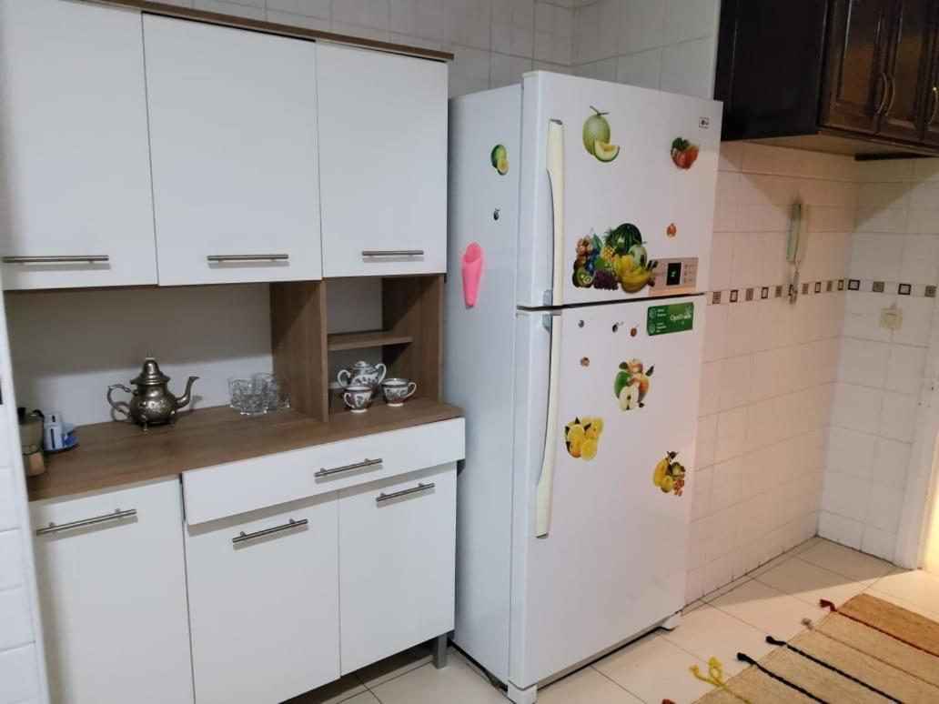 Appartement 2 Chambre Maarif Twin Centre Parking Prive Wifi Casablanca Luaran gambar